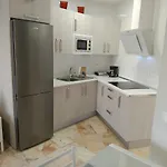 With Views, Gardens And Pool Διαμέρισμα Τορρεμολίνος