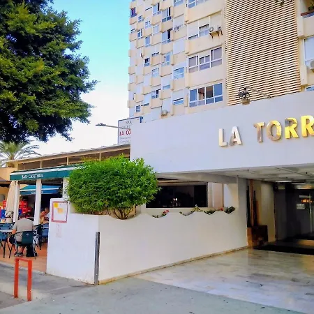 With Views, Gardens And Pool Apartamento