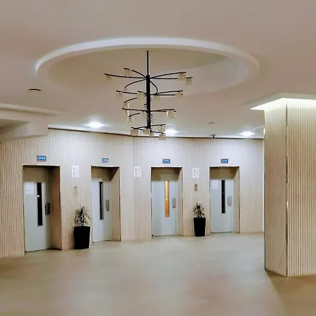 With Views, Gardens And Pool Апартаменти