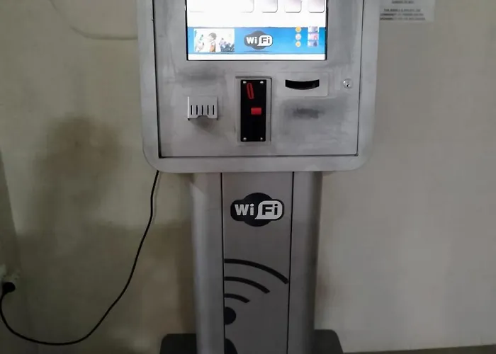 With Views, Gardens And Pool Appartamento *